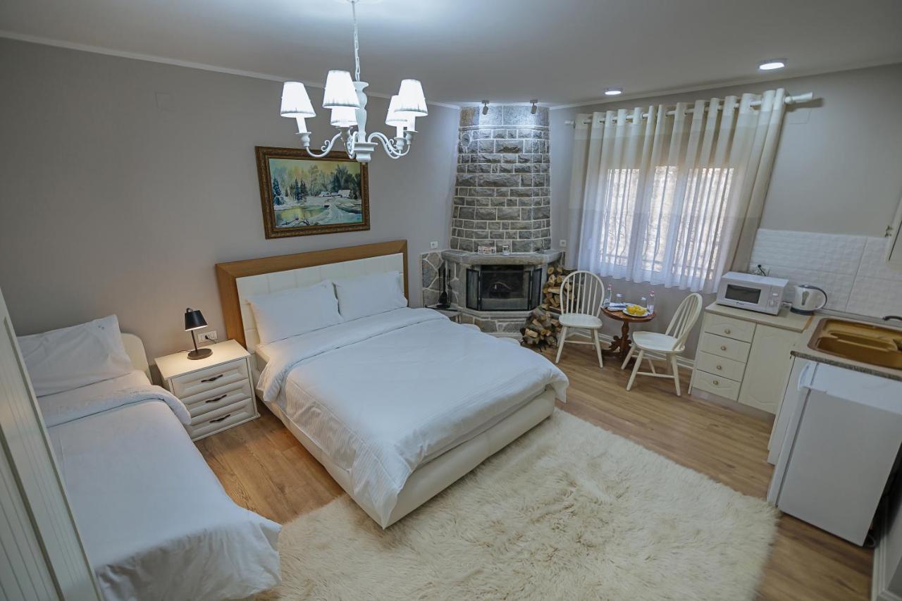 Vila 1 Korce Ngoại thất bức ảnh